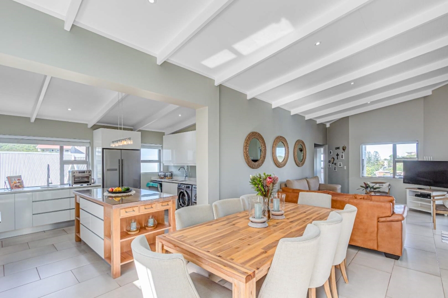 3 Bedroom Property for Sale in Brenton On Sea Western Cape